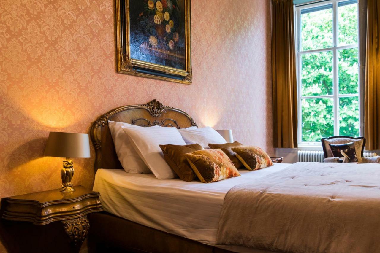 Hotel Aan De Dam 미델뷔르흐 외부 사진